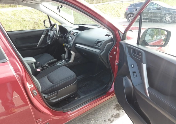 Subaru Forester cena 42000 przebieg: 170000, rok produkcji 2014 z Kożuchów małe 137